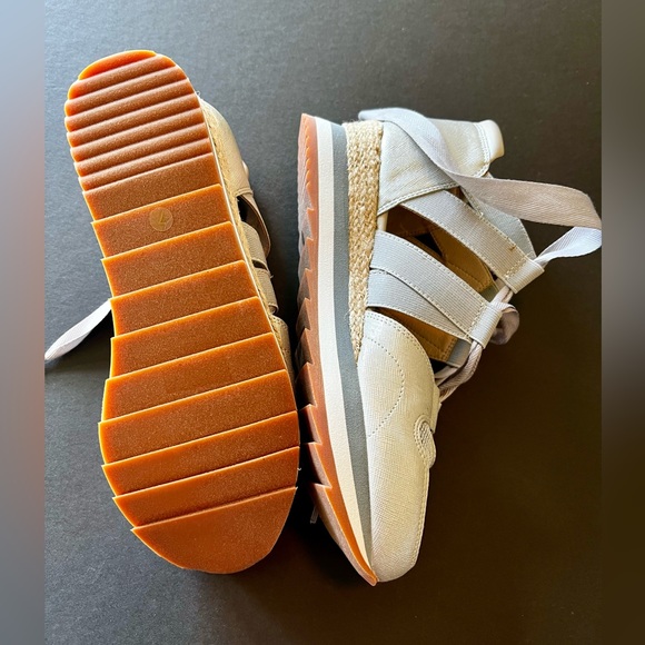 Silver Metallic Wedge Lace Up Fashion Colorblock Sneakers. - Picture 7 of 15